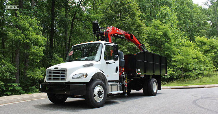 Fassi F110A.0.22 - Freightliner M2 106 Fassi F110A.0.22 - Freightliner M2 106