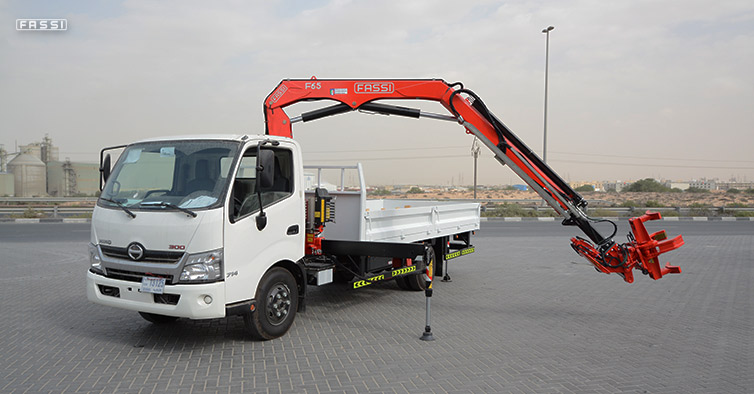 Fassi F65B.0.22 active - Hino 300 Fassi F65B.0.22 active - Hino 300