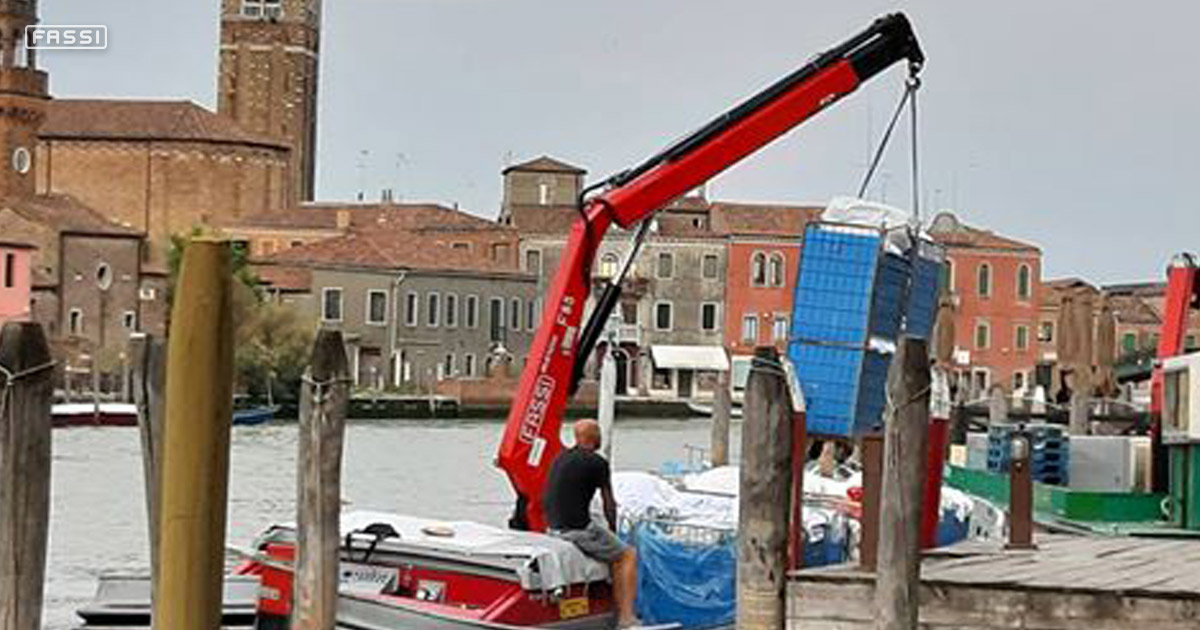 Fassi F85B a Murano Fassi F85B a Murano