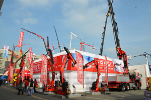 photo of fassi's stand at saie 2012 stand-saie-2012-fassi